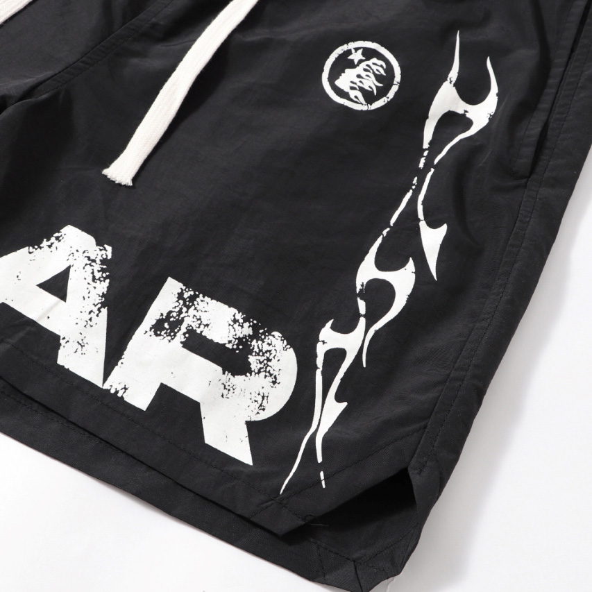 Hellstar Nylon Shorts - EUR FASHION