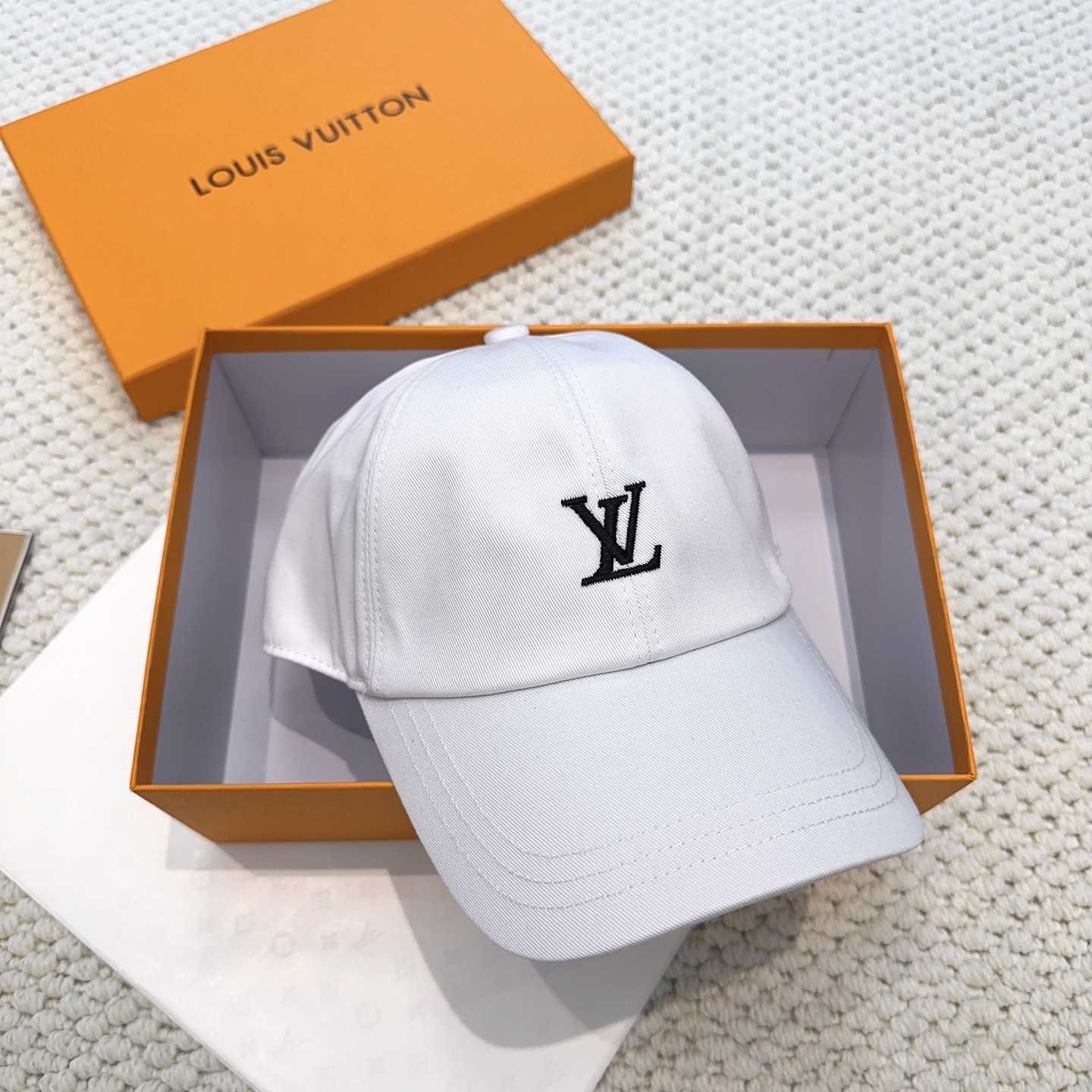 Louis Vuitton Cap - EUR FASHION