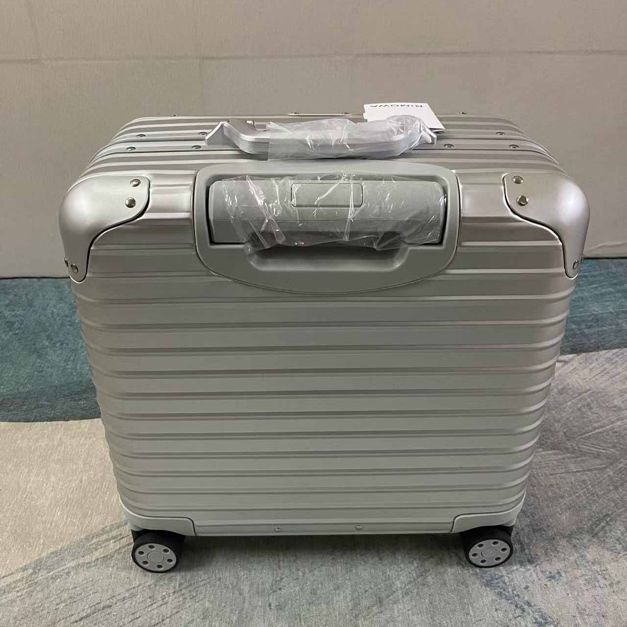 Rimowa Luggage    - EUR FASHION