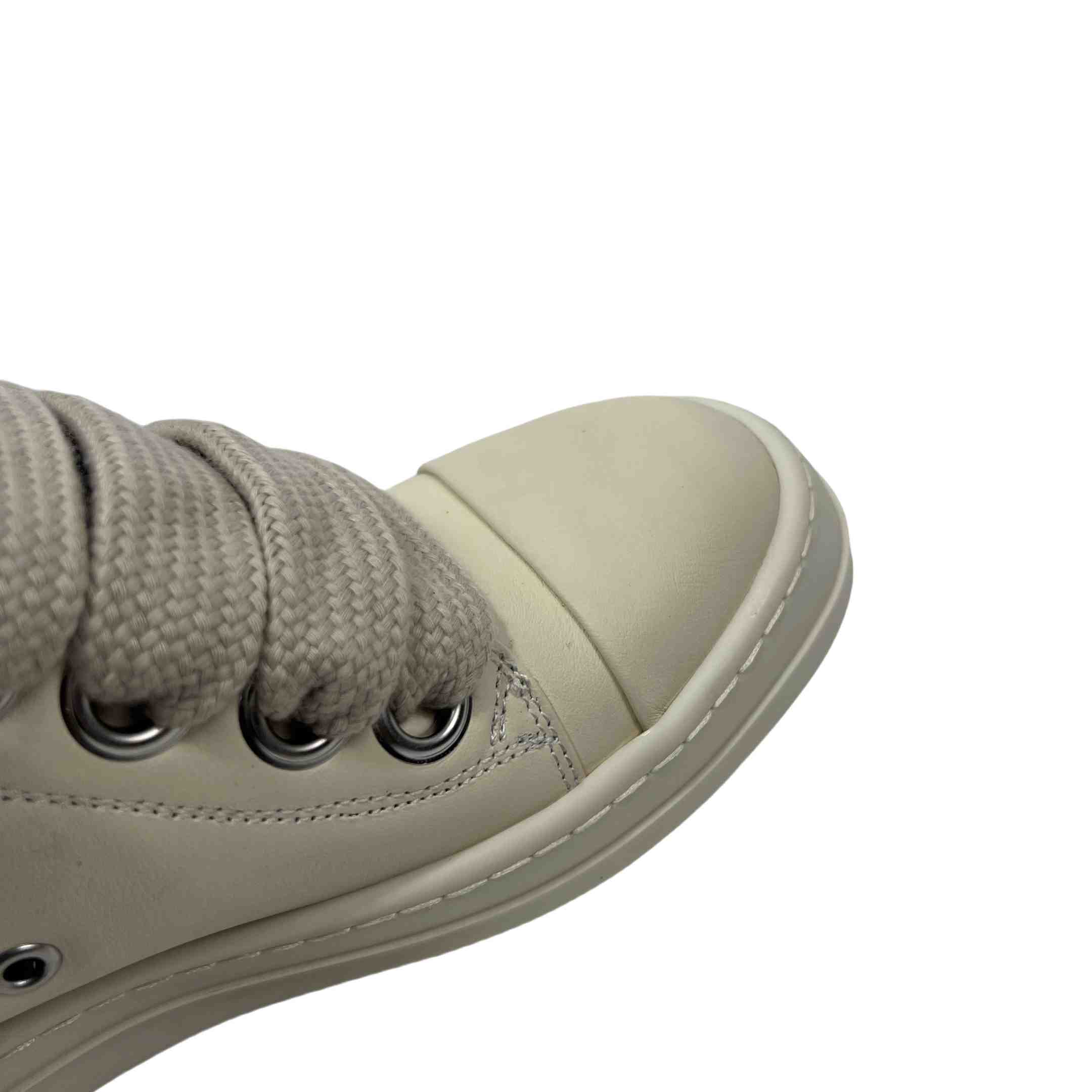 Rick Owens Lido Low Top Sneaks Jumbo Laced Milk - EUR FASHION
