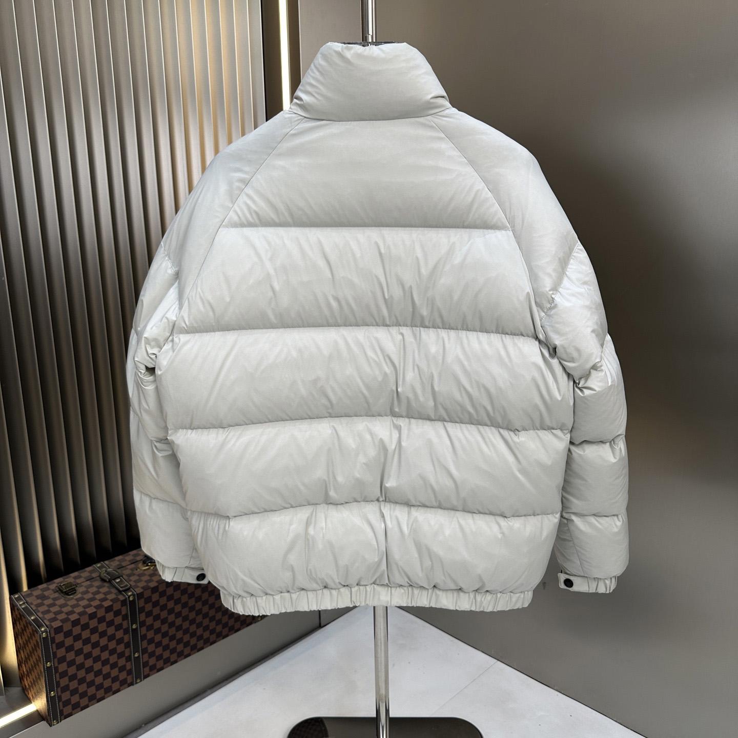 Moncler Short Down Jacket - EUR FASHION