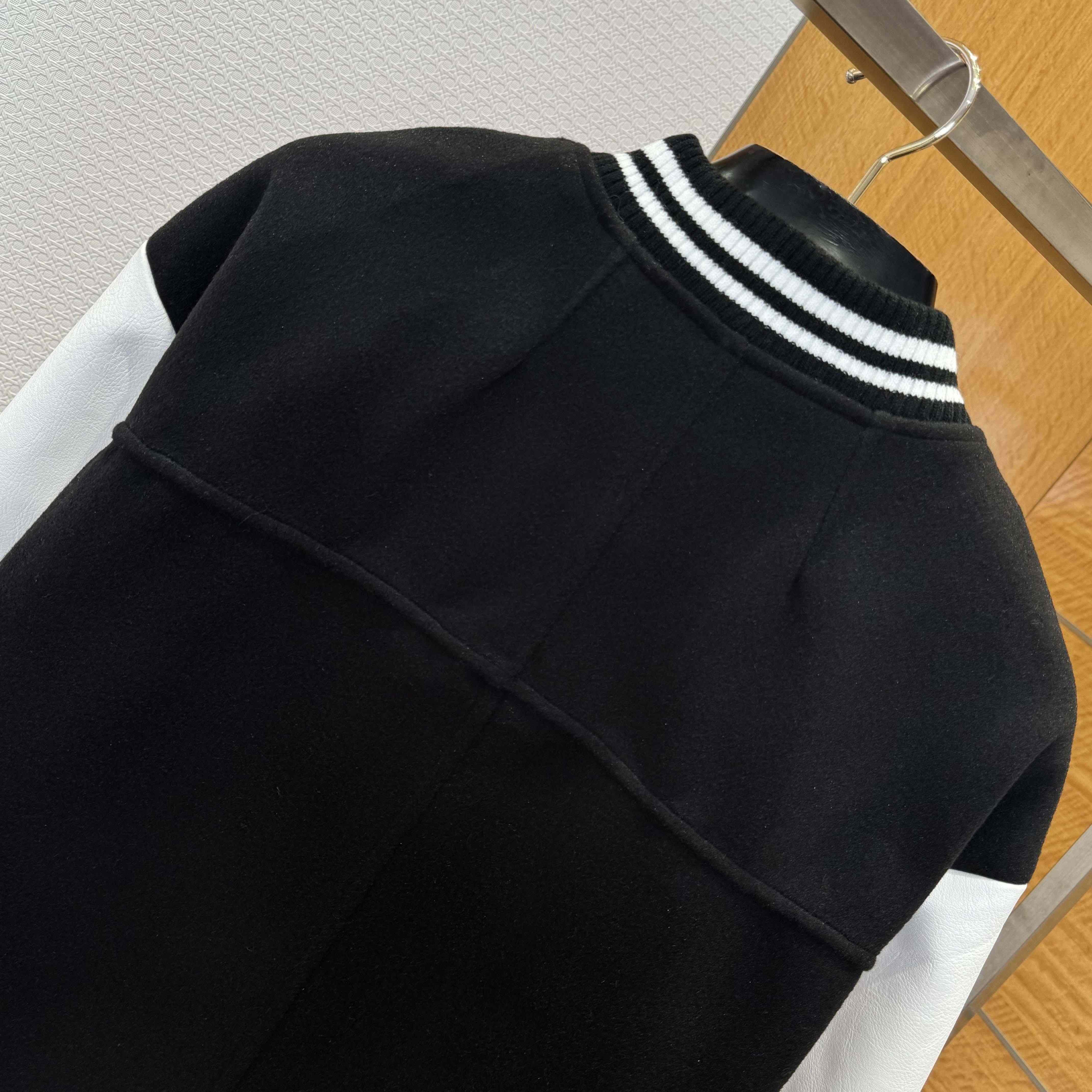 Louis Vuitton Signature Varsity Blouson - EUR FASHION