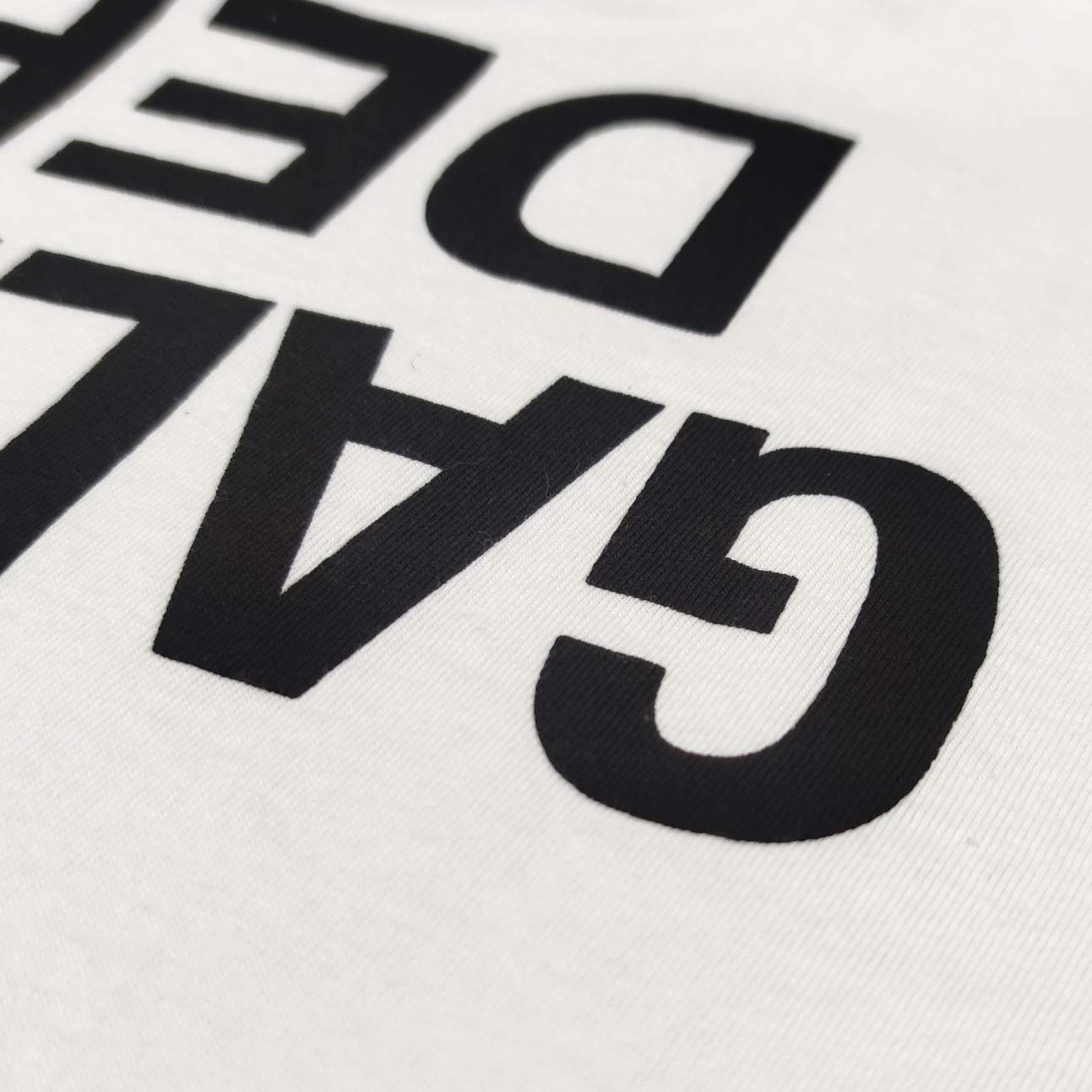 Gallery Dept Tee White Black Used Small - EUR FASHION