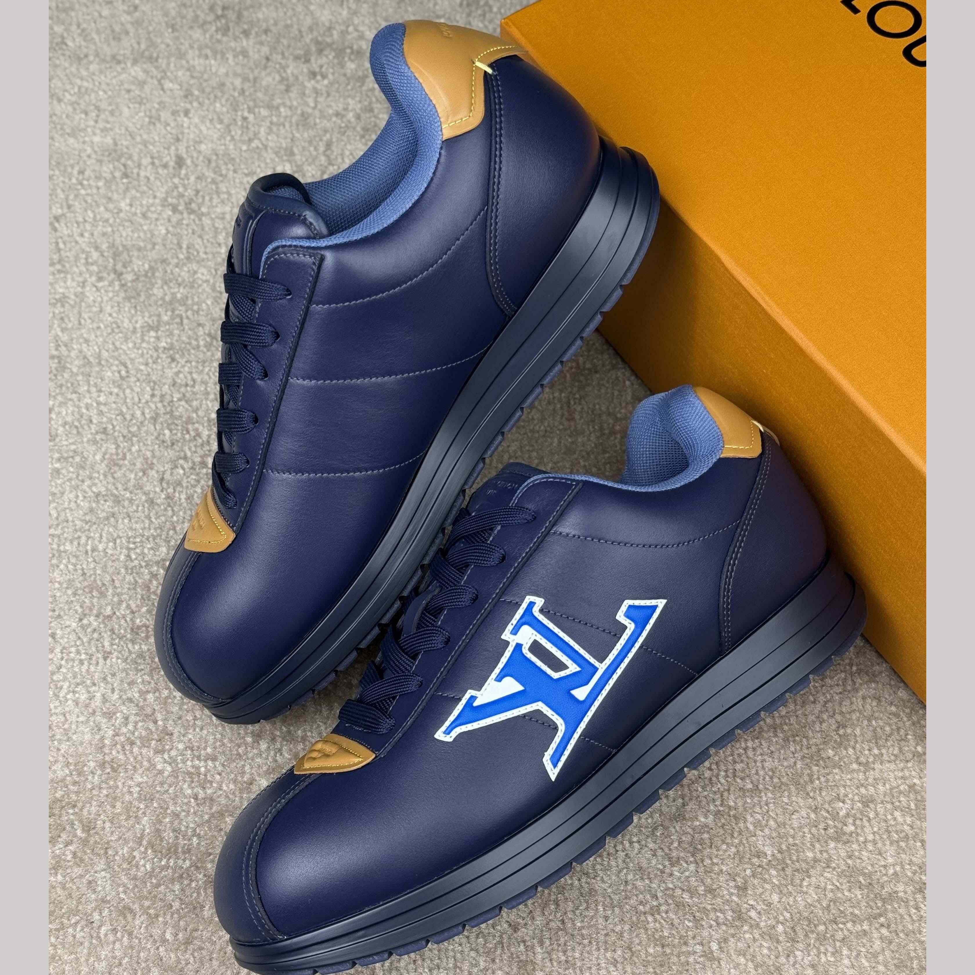 Louis Vuitton LV BUTTERSOFT Sneaker    1AIKI3 - EUR FASHION