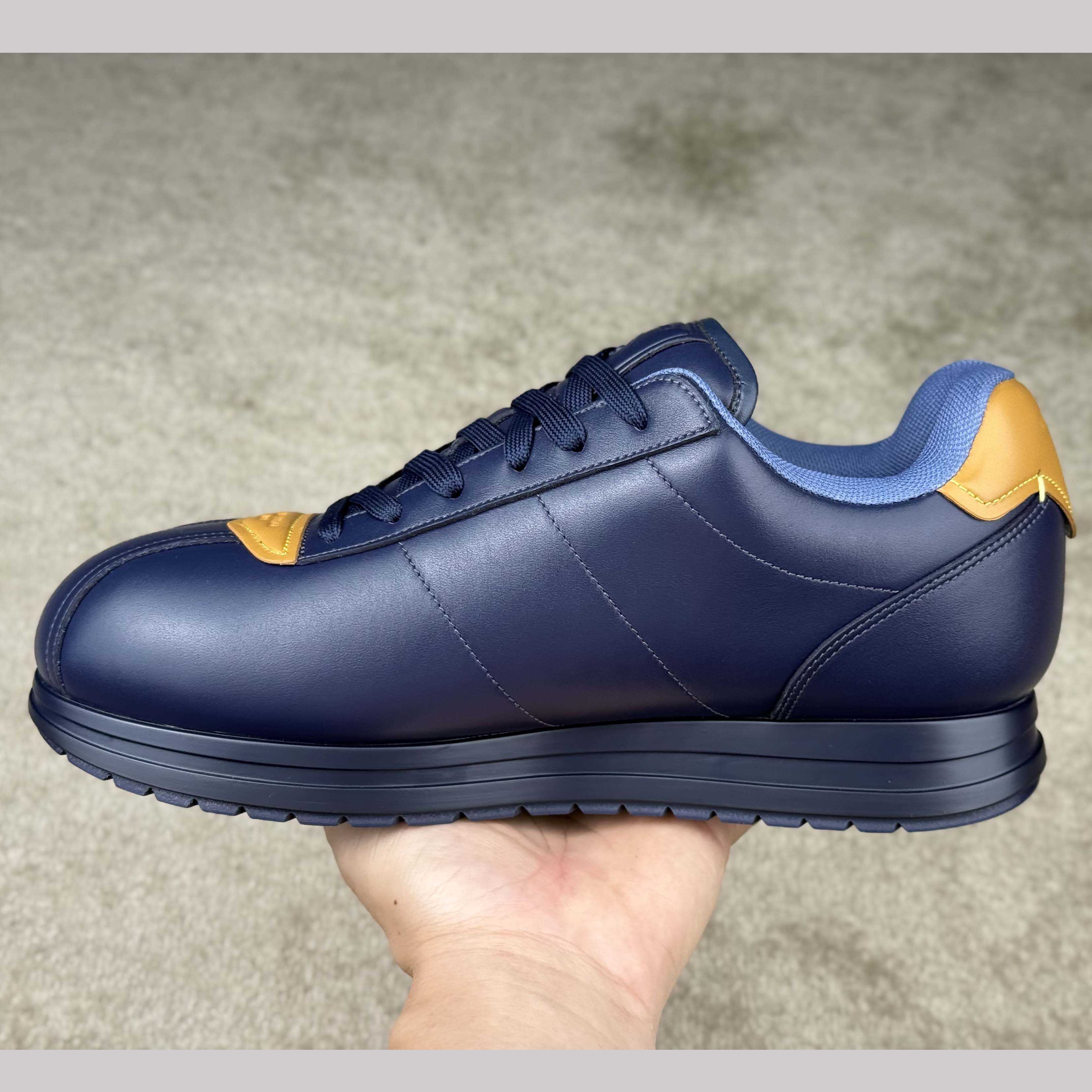 Louis Vuitton LV BUTTERSOFT Sneaker    1AIKI3 - EUR FASHION