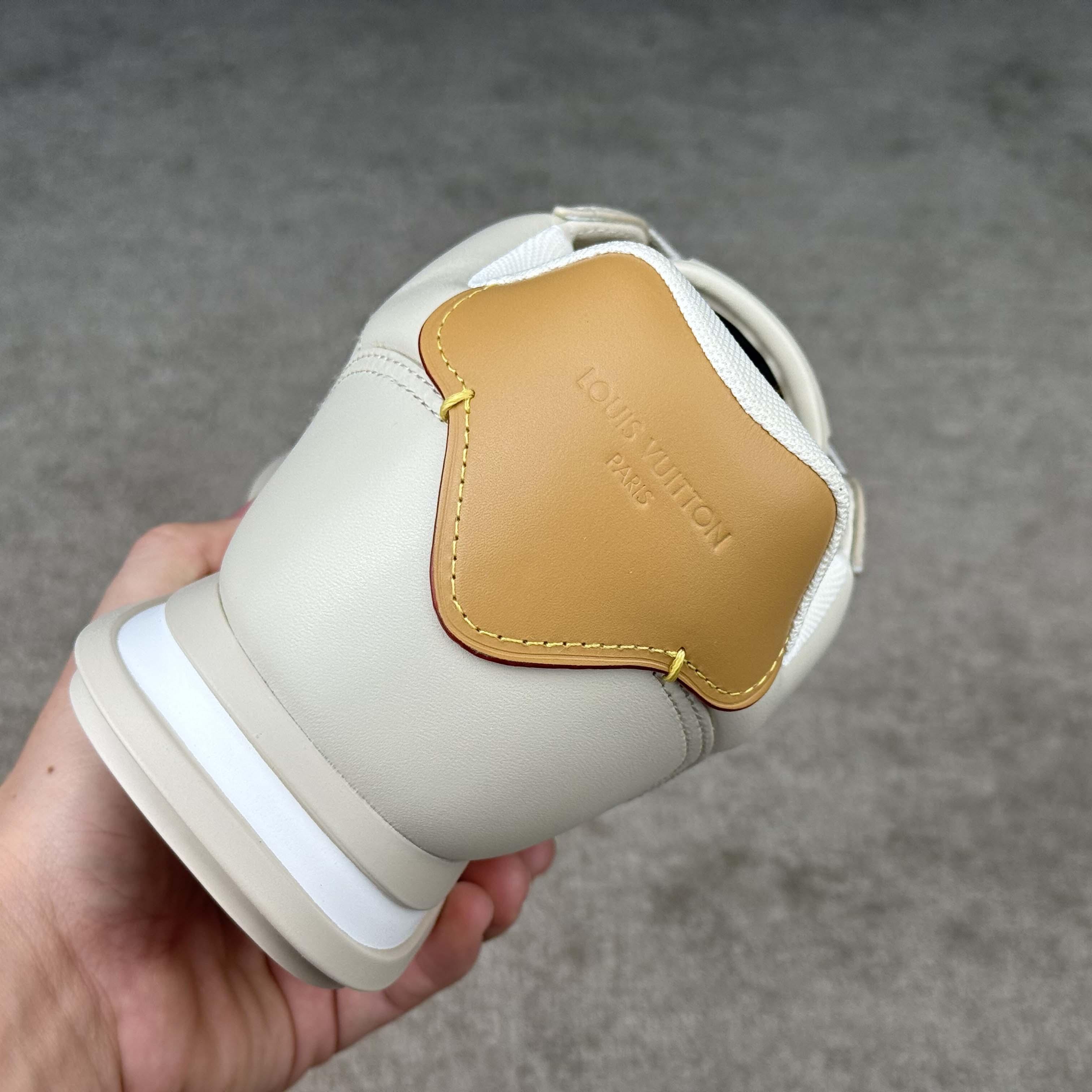 Louis Vuitton LV BUTTERSOFT Sneaker    1AIKF4 - EUR FASHION