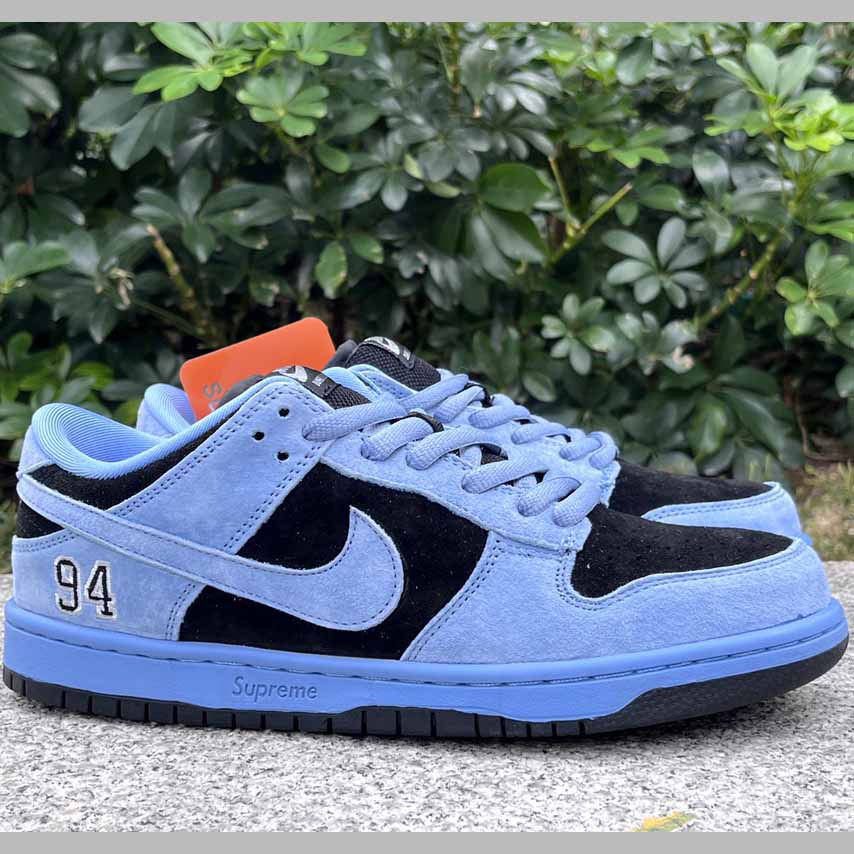 Supreme x Nike Dunk SB LOW PRO OG QS    HQ8487-400 - EUR FASHION
