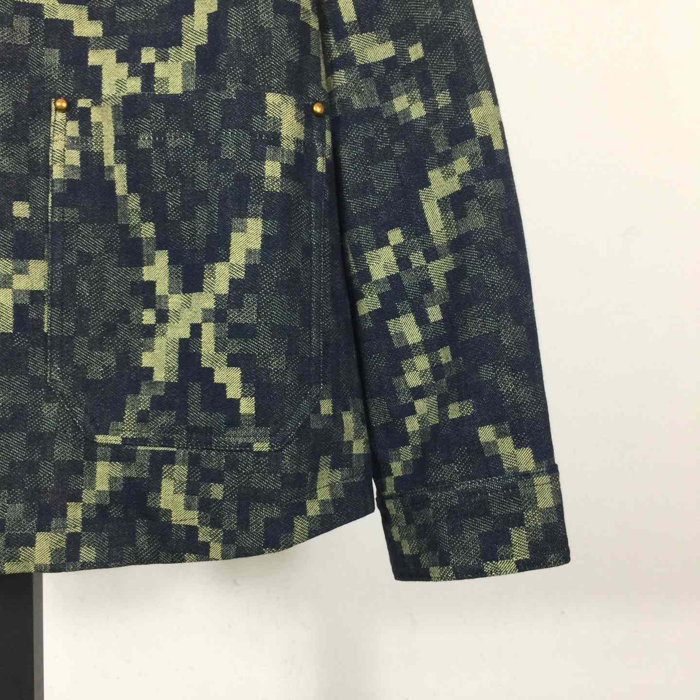 Louis Vuitton Jacket - EUR FASHION