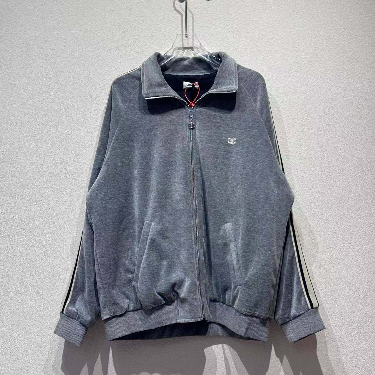  - EUR FASHION