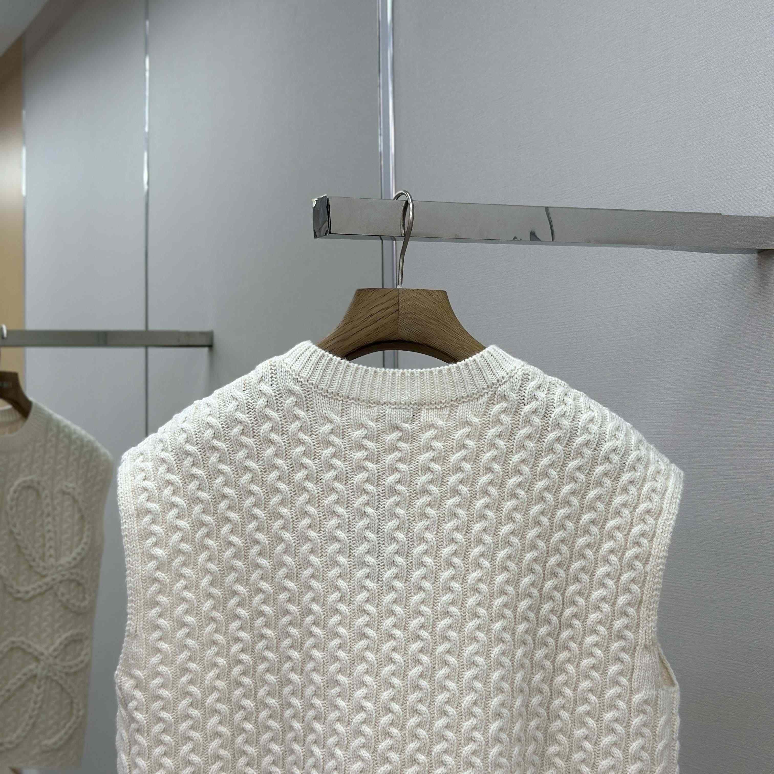 Loewe Vest In Wool - EUR FASHION