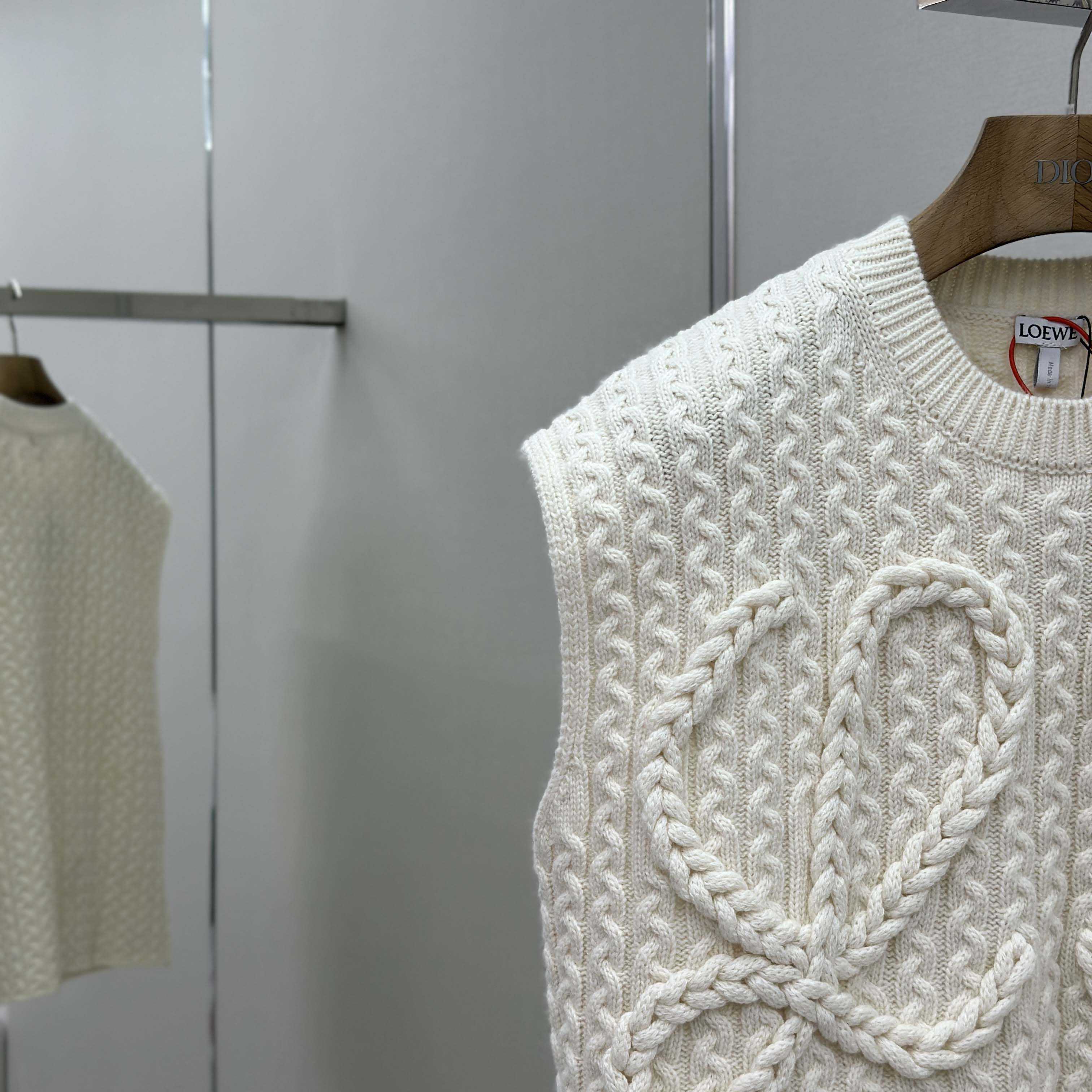 Loewe Vest In Wool - EUR FASHION