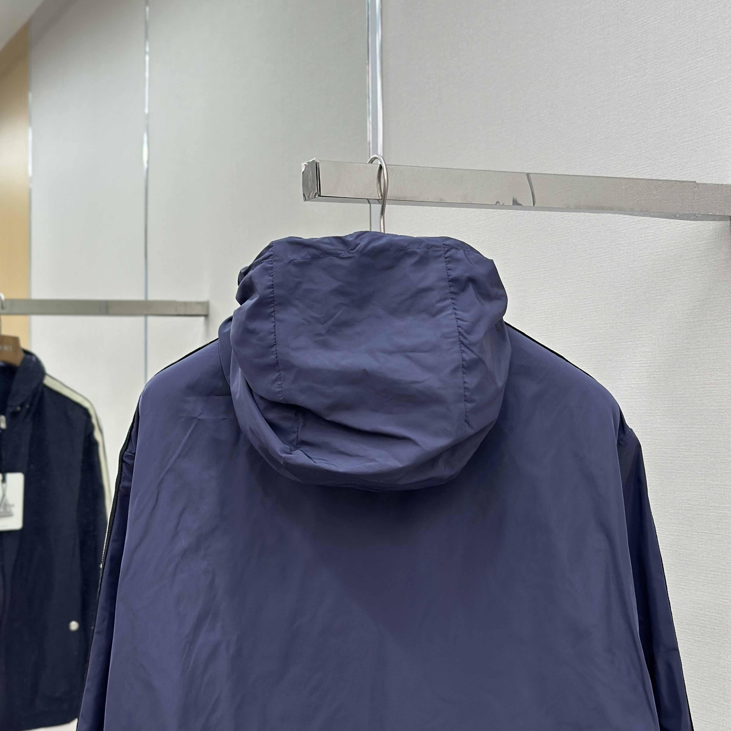 Moncler Olan Jacket - EUR FASHION