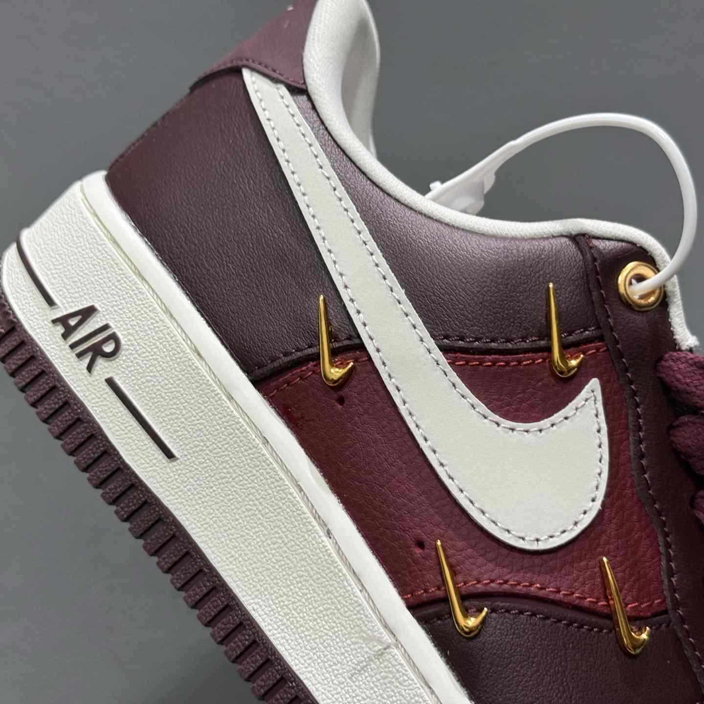 Nike Air Force 1 '07   IR0485-611 - EUR FASHION