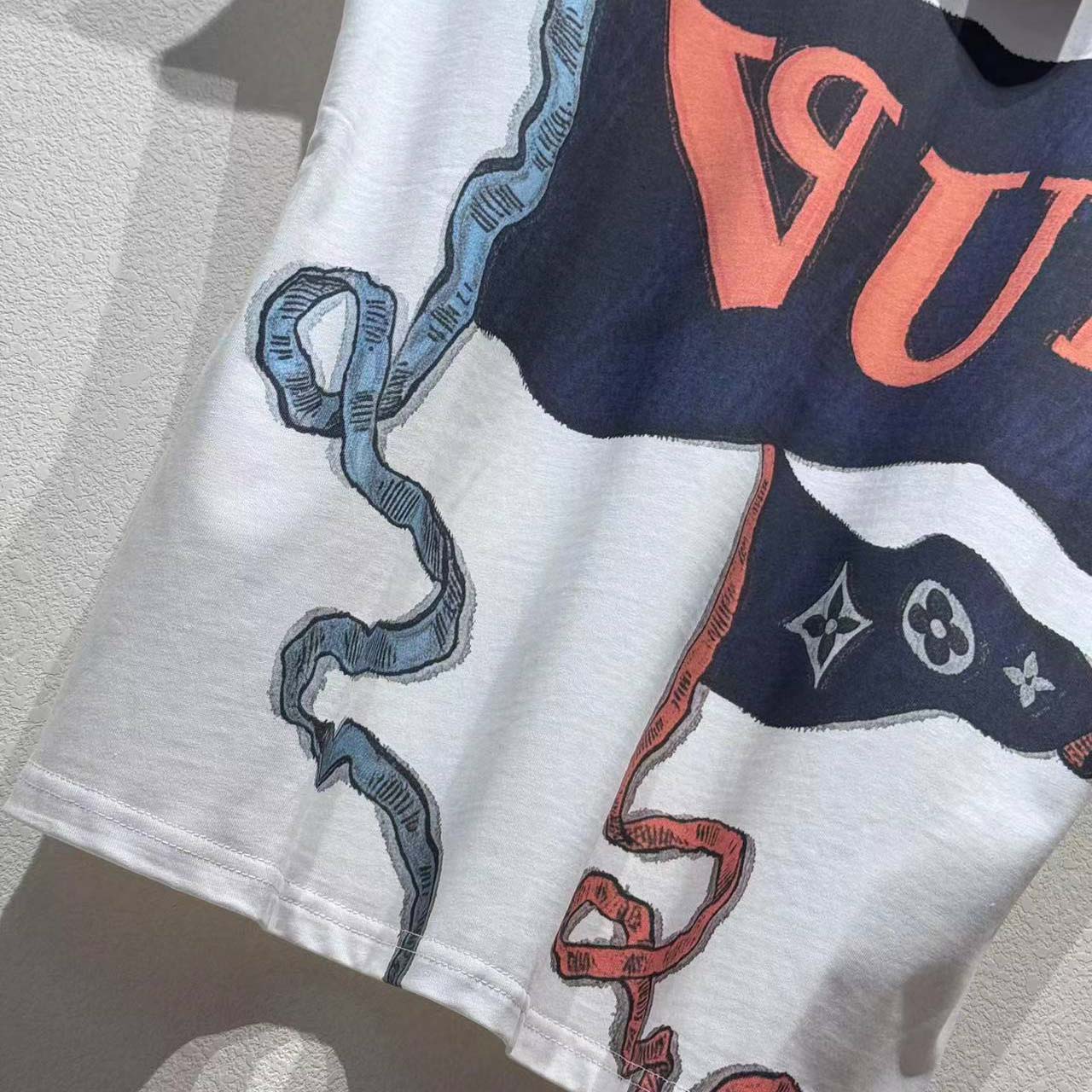 Louis Vuitton Intarsia Graphic T-Shirt   1AIHZZ - EUR FASHION