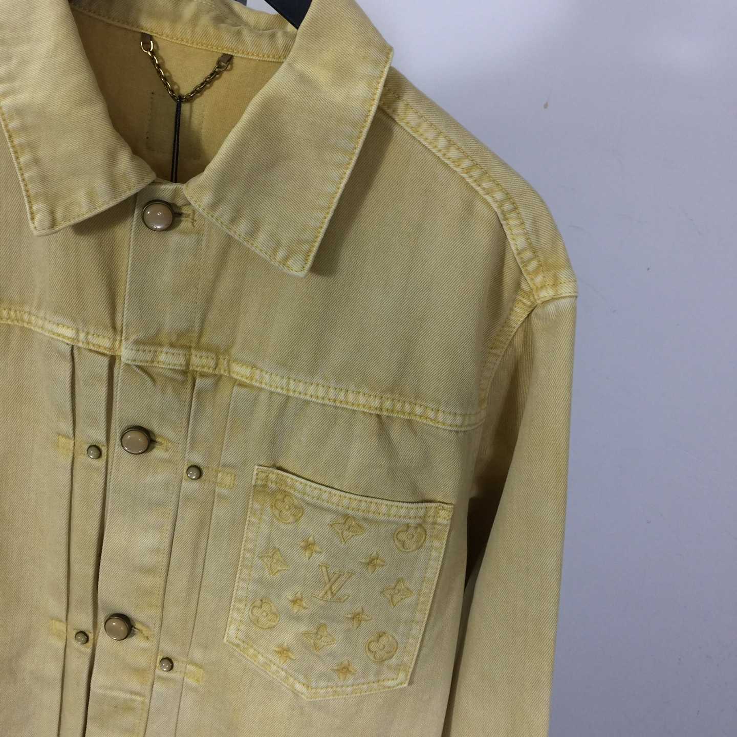 Louis Vuitton Garment-Dyed Denim Type II Trucker Jacket   1AHUY0 - EUR FASHION