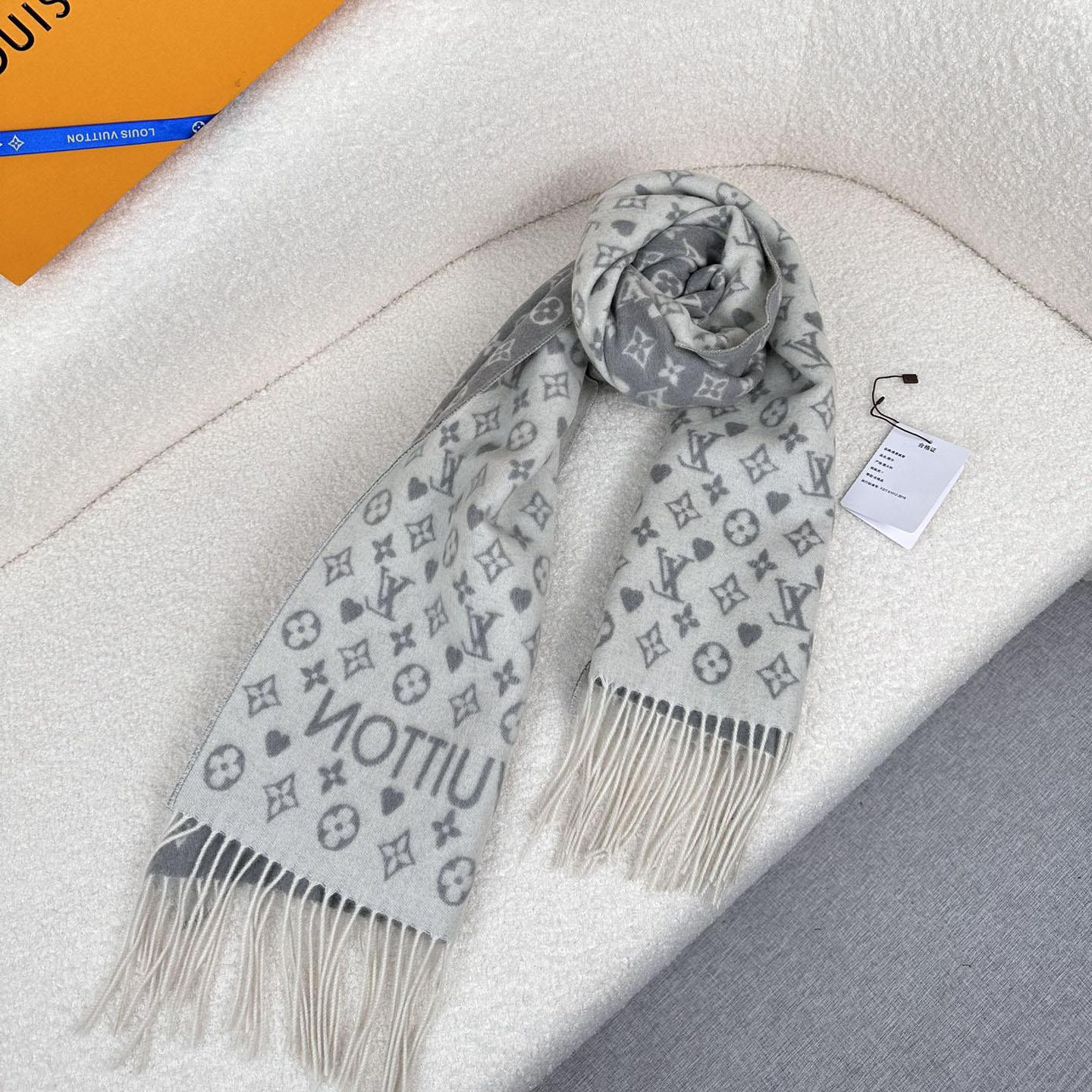 Louis Vuitton Game On Scarf   45*180cm - EUR FASHION