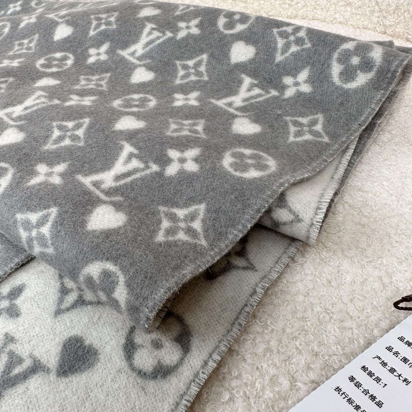 Louis Vuitton Game On Scarf   45*180cm - EUR FASHION