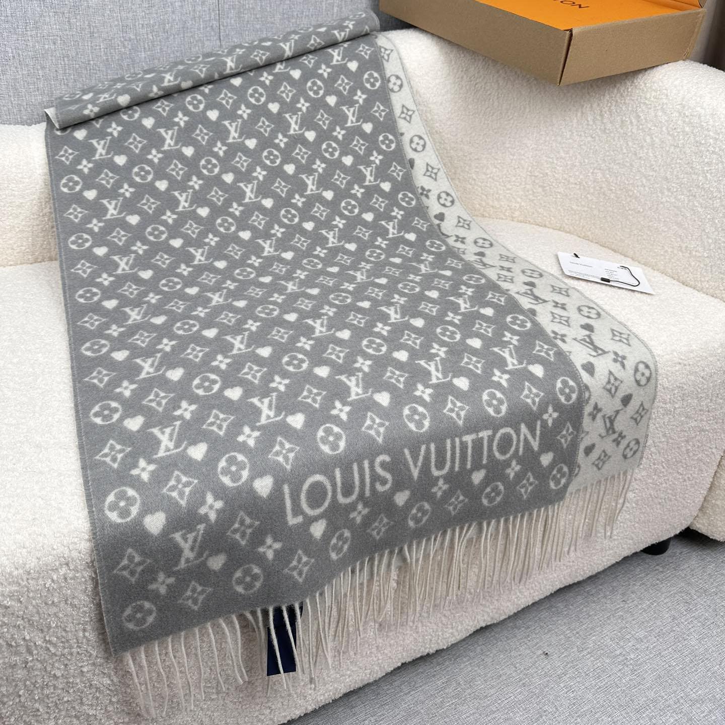 Louis Vuitton Game On Scarf   45*180cm - EUR FASHION