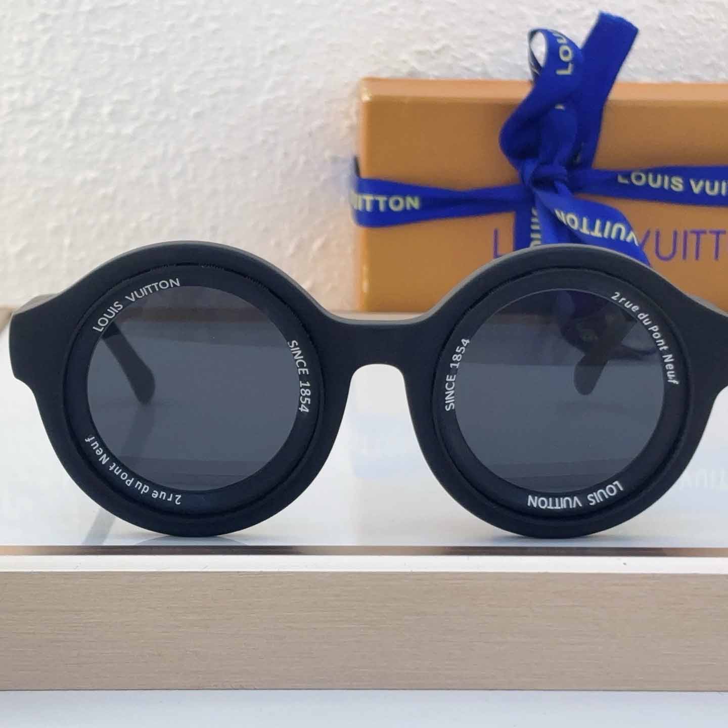 Louis Vuitton LV Super Vision Round Sunglasses   Z2737U Z2386U - EUR FASHION