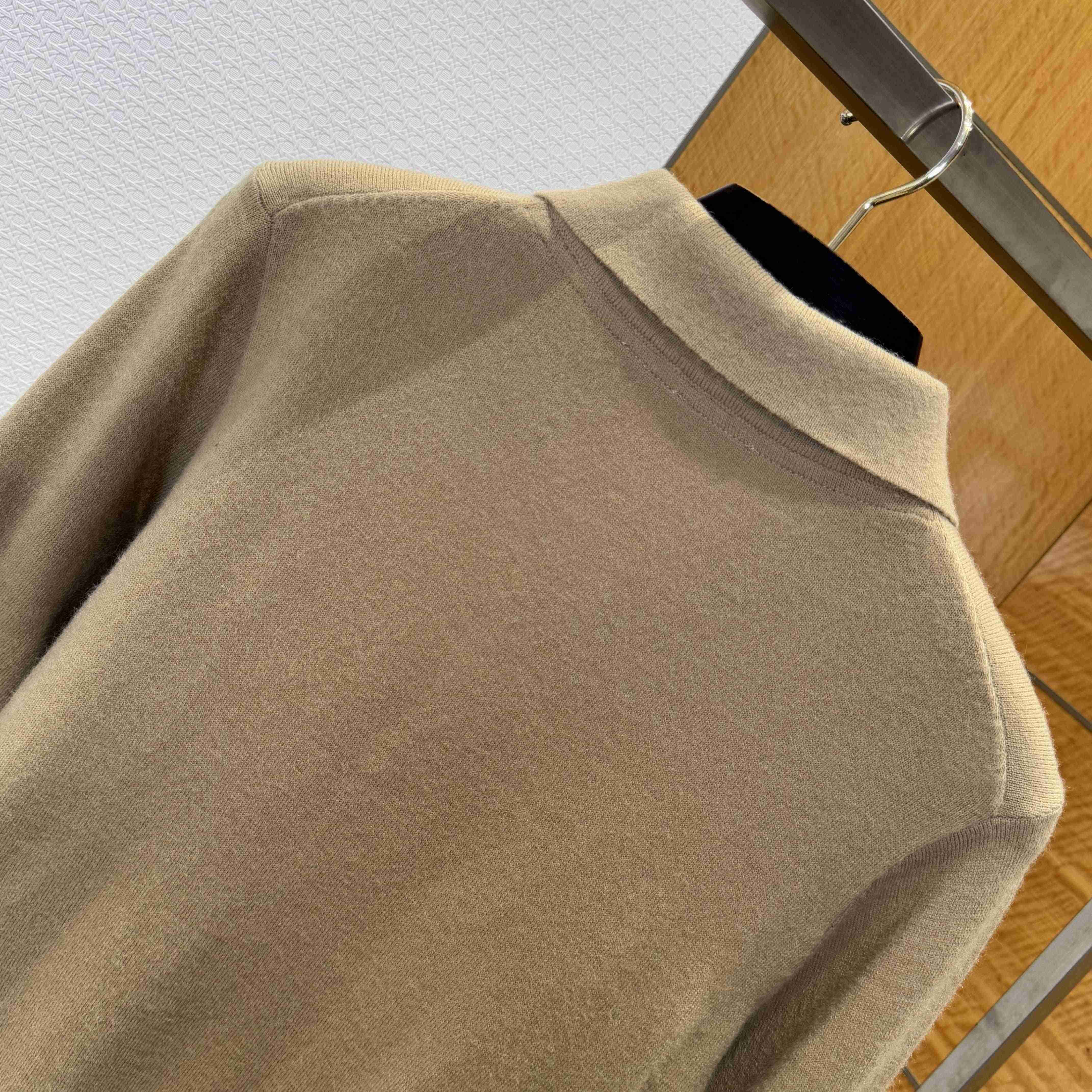 Burberry Long-sleeve Cashmere Blend Polo Shirt - EUR FASHION