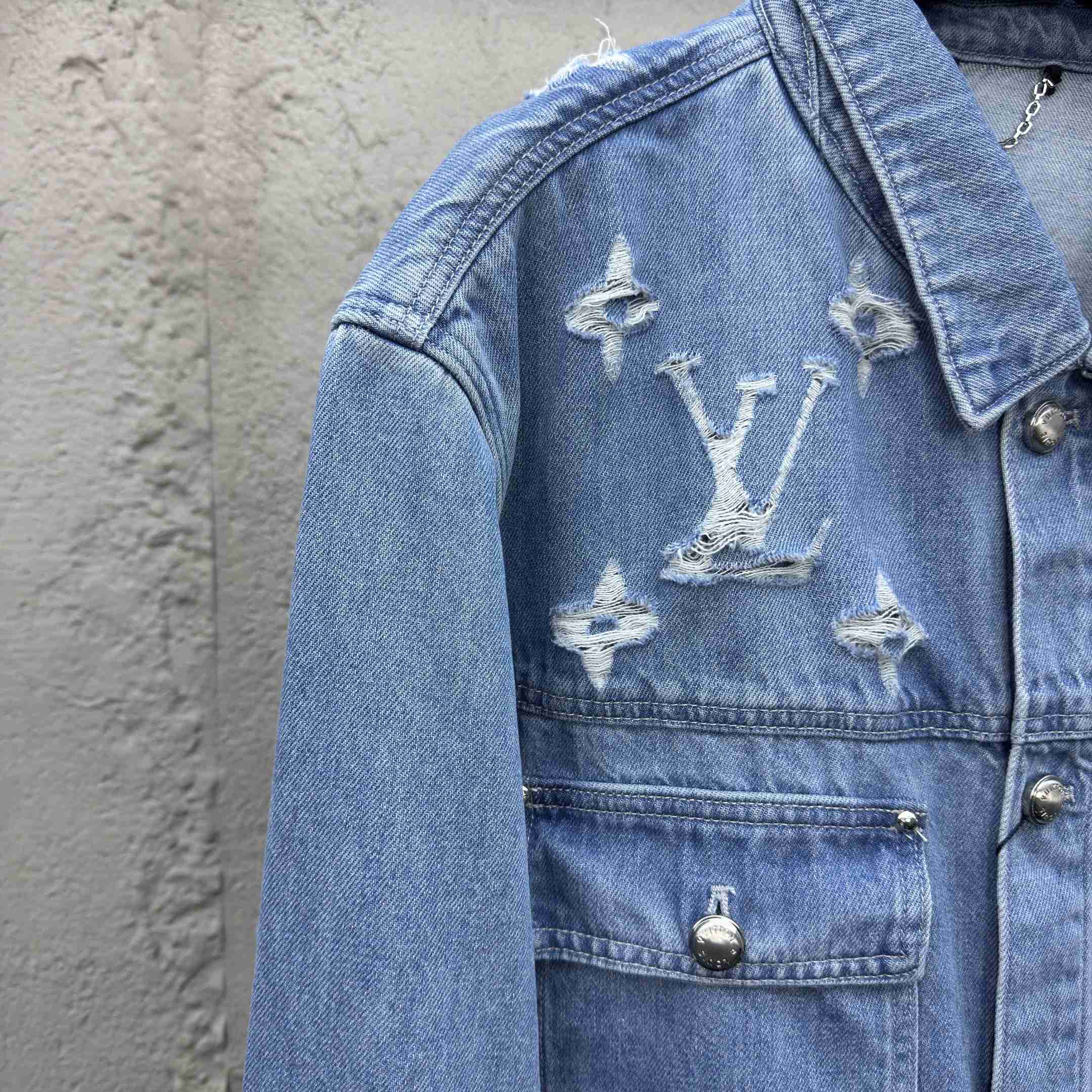 Louis Vuitton Denim Trucker Jacket  1AGING - EUR FASHION