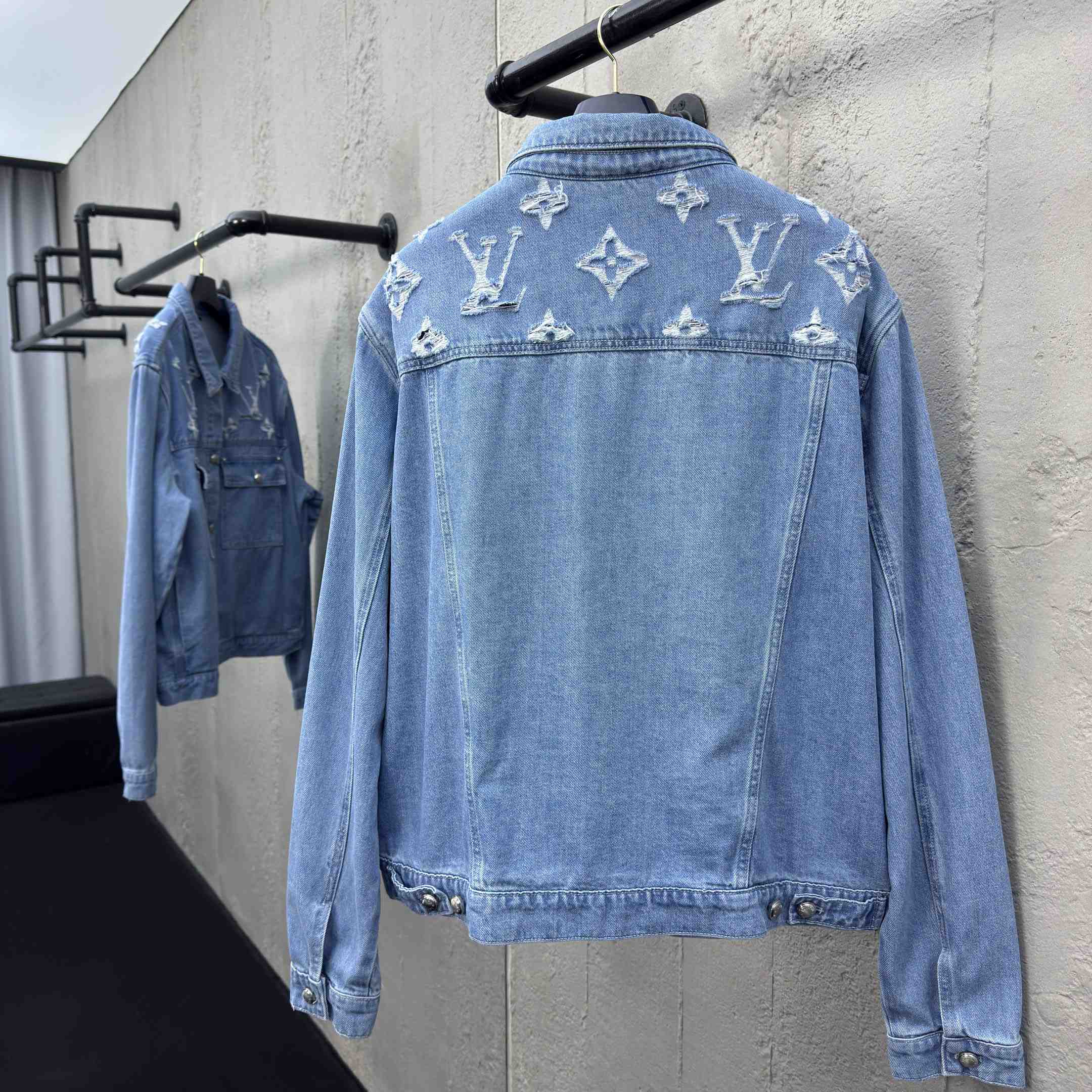 Louis Vuitton Denim Trucker Jacket  1AGING - EUR FASHION