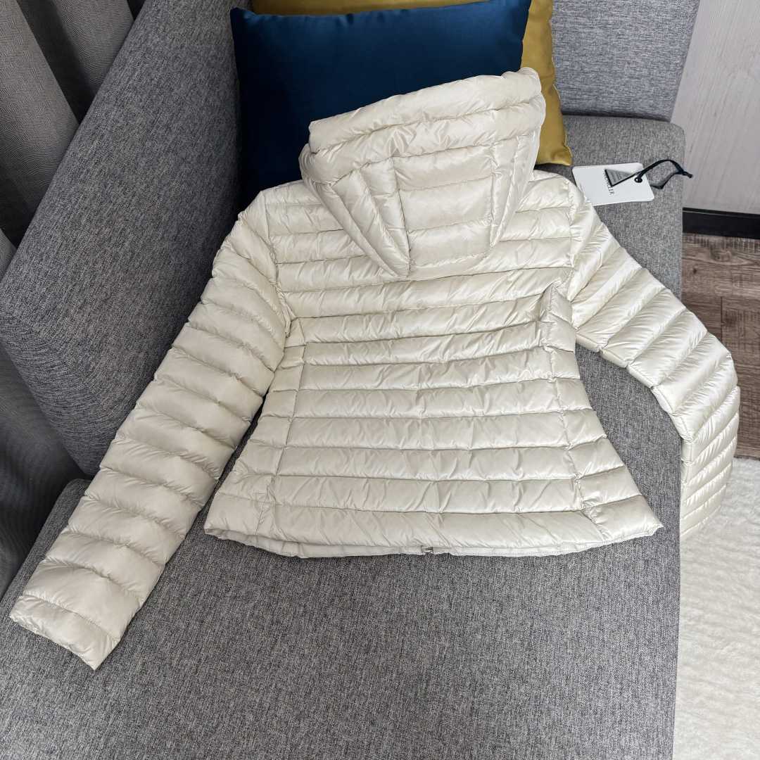 Moncler Ige Hooded Short Down Jacket - EUR FASHION