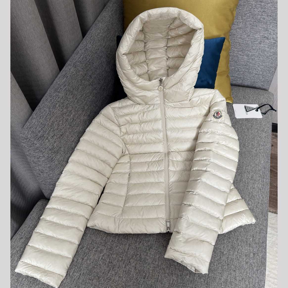 Moncler Ige Hooded Short Down Jacket - EUR FASHION