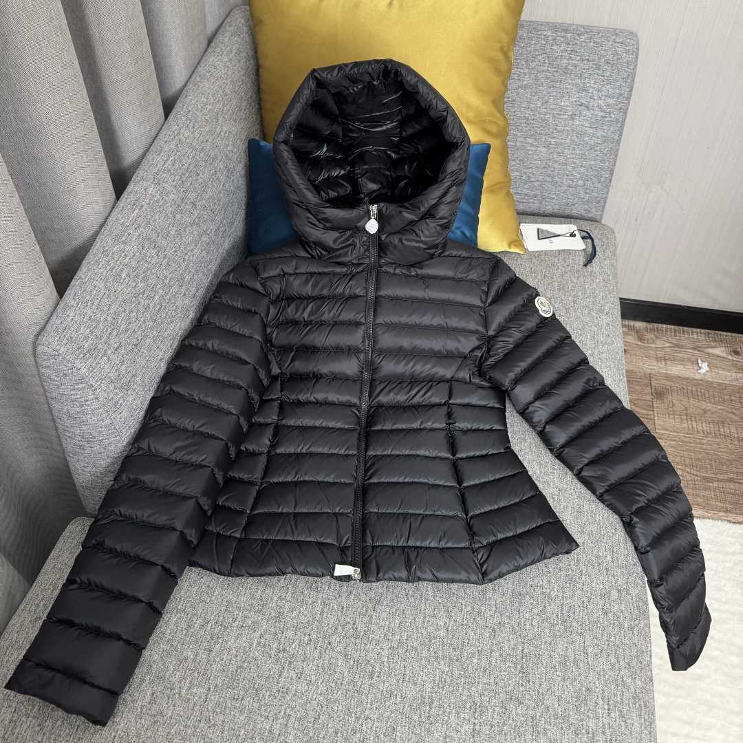 Moncler Ige Hooded Short Down Jacket - EUR FASHION