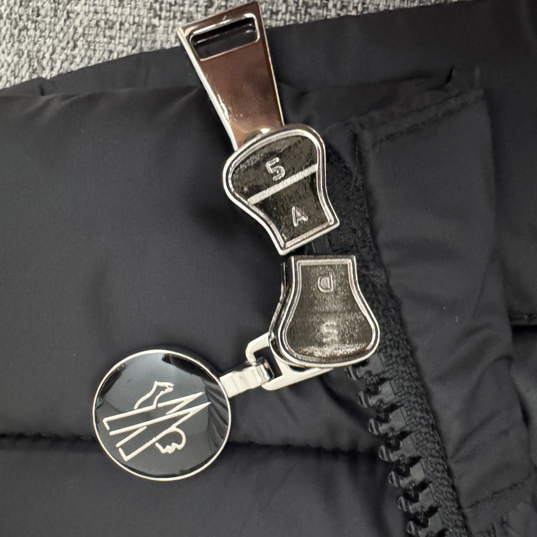 Moncler Igelle Short Down Jacket   2501 - EUR FASHION