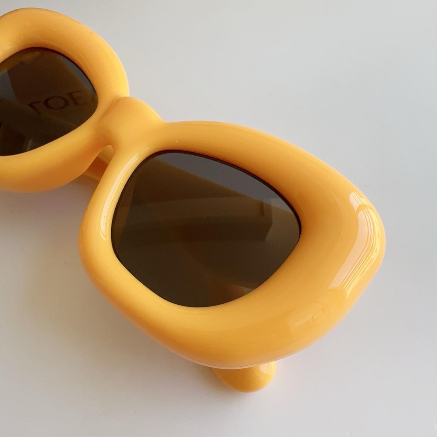 Loewe LW40100l Sunglasses  - EUR FASHION