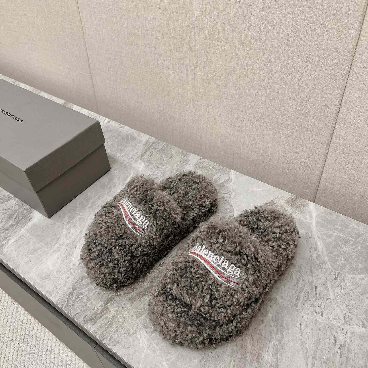 Balenciaga Furry Slide Sandals - EUR FASHION