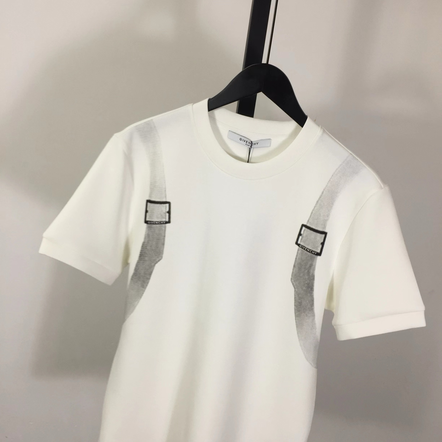 Givenchy T-shirt In Cotton - EUR FASHION
