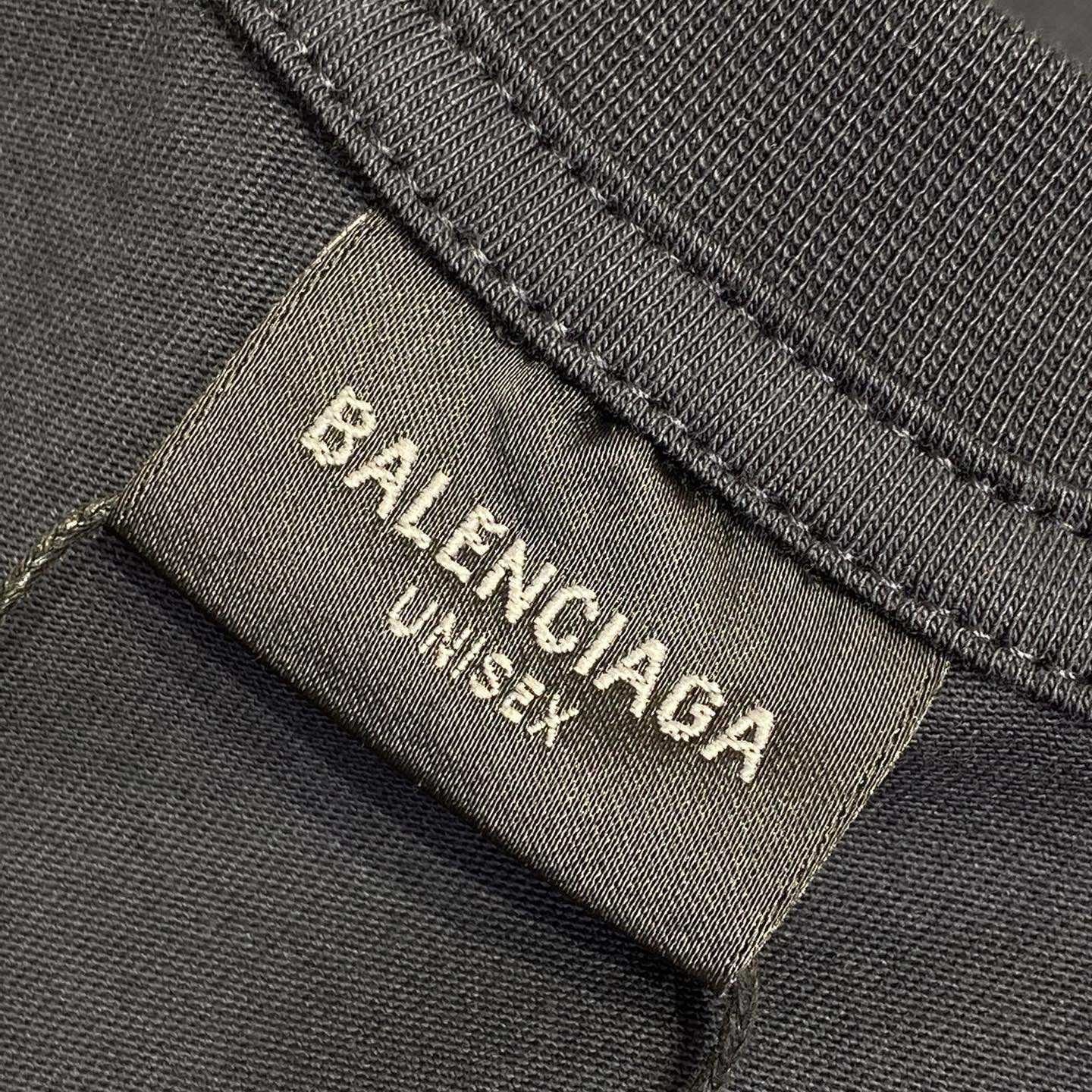 Balenciaga T-shirt Medium Fit - EUR FASHION