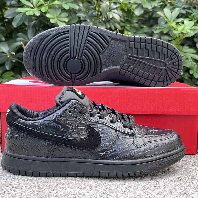 Nike Dunk SB Low    HV4388-001  - EUR FASHION