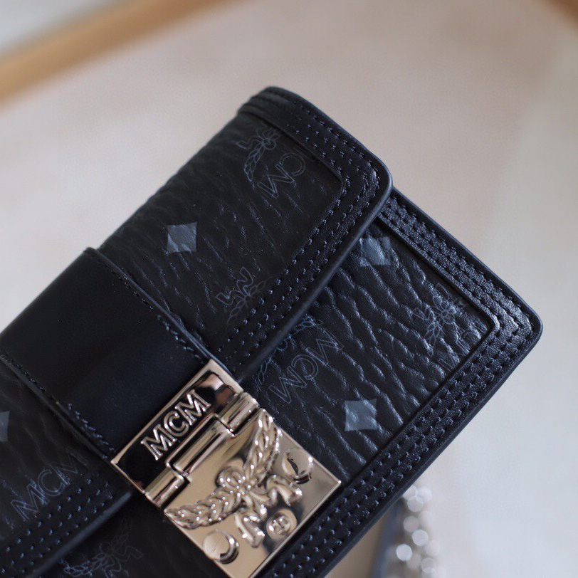 MCM Tracy Crossbody In Visetos （11x 18.5 x 5cm） - EUR FASHION