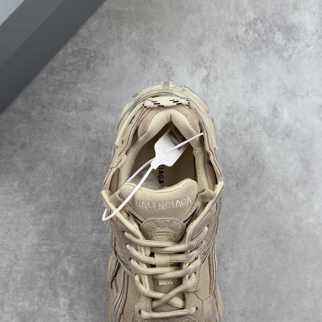 Balenciaga Runner Sneakers - EUR FASHION