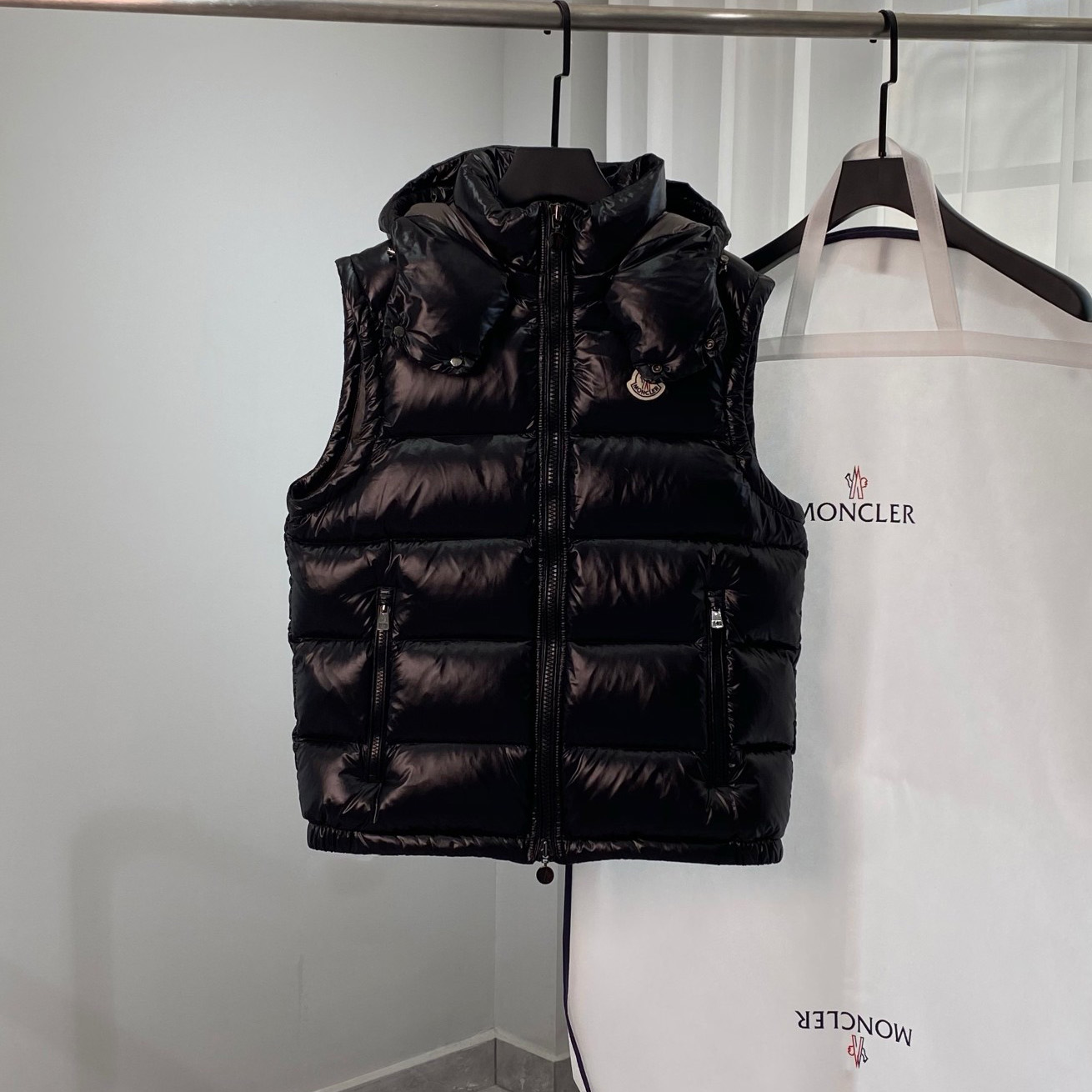 Moncler Bormes Down Vest   809 - EUR FASHION