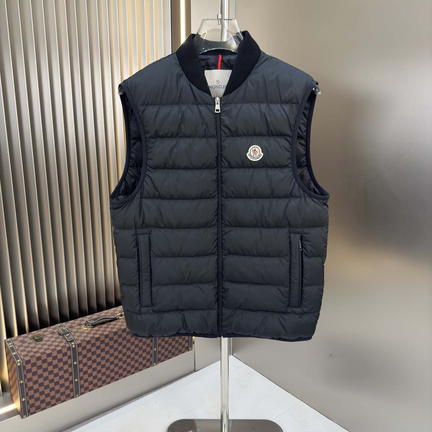 Moncler Black Verney 3-in-1 Short Jacket & Down Vest Set - EUR FASHION