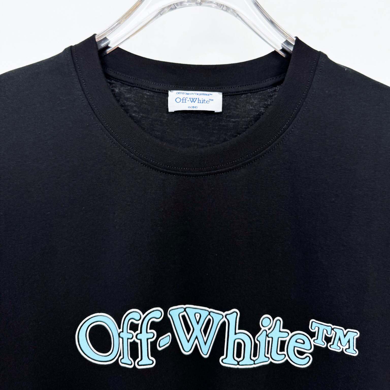 Off-White Big Bookish T-Shirt In Black - EUR FASHION