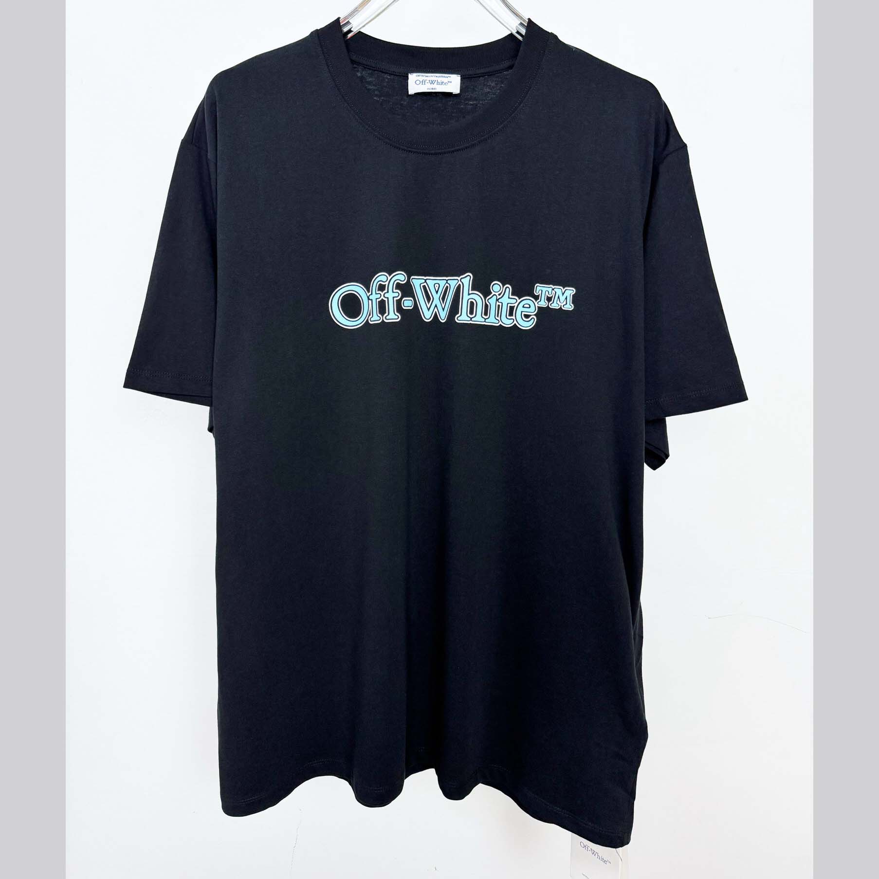 Off-White Big Bookish T-Shirt In Black - EUR FASHION