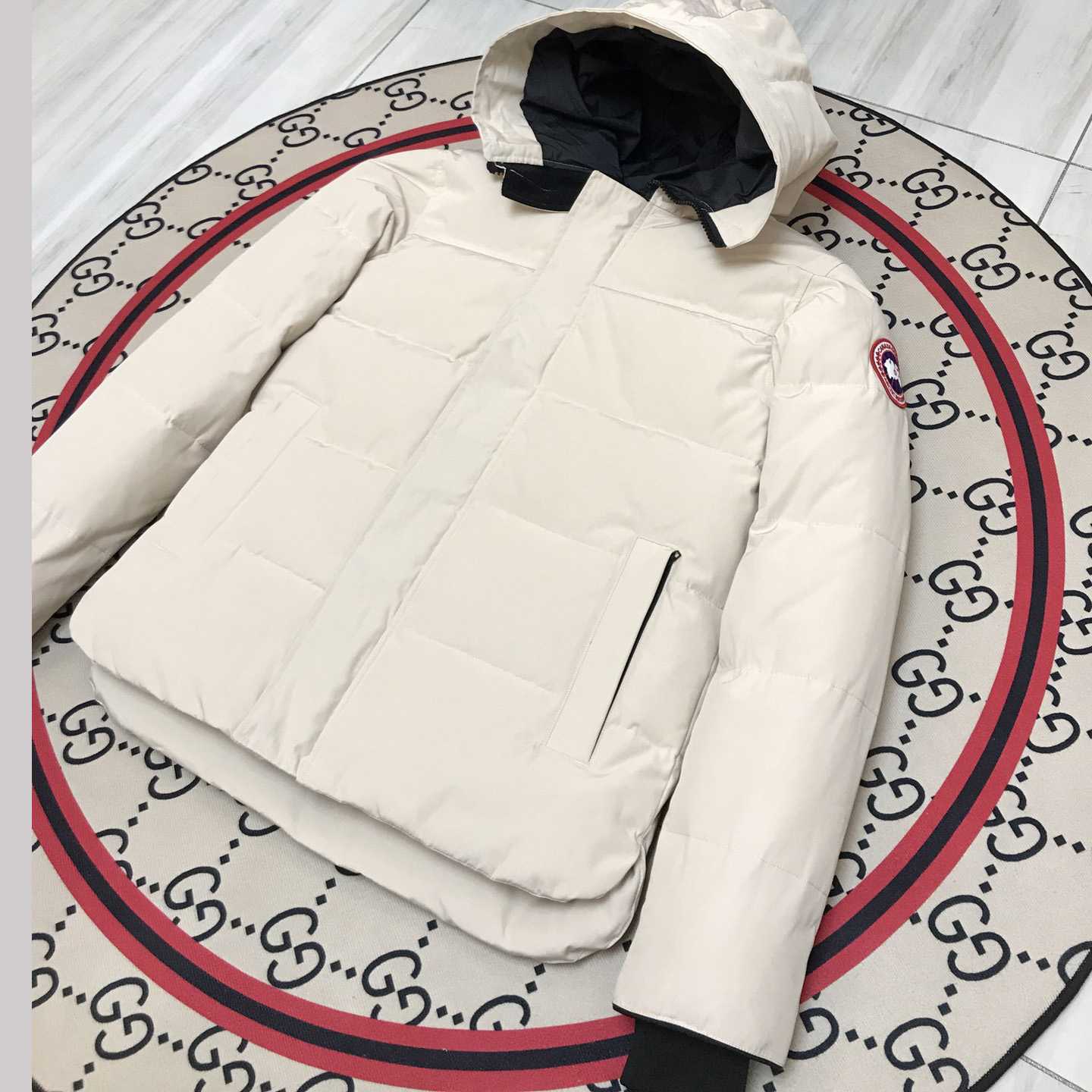 Canada Goose Parka - EUR FASHION