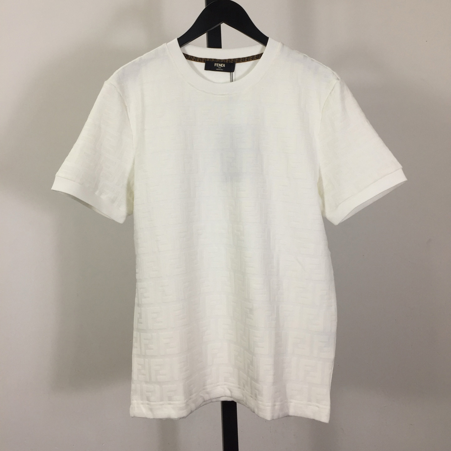  - EUR FASHION