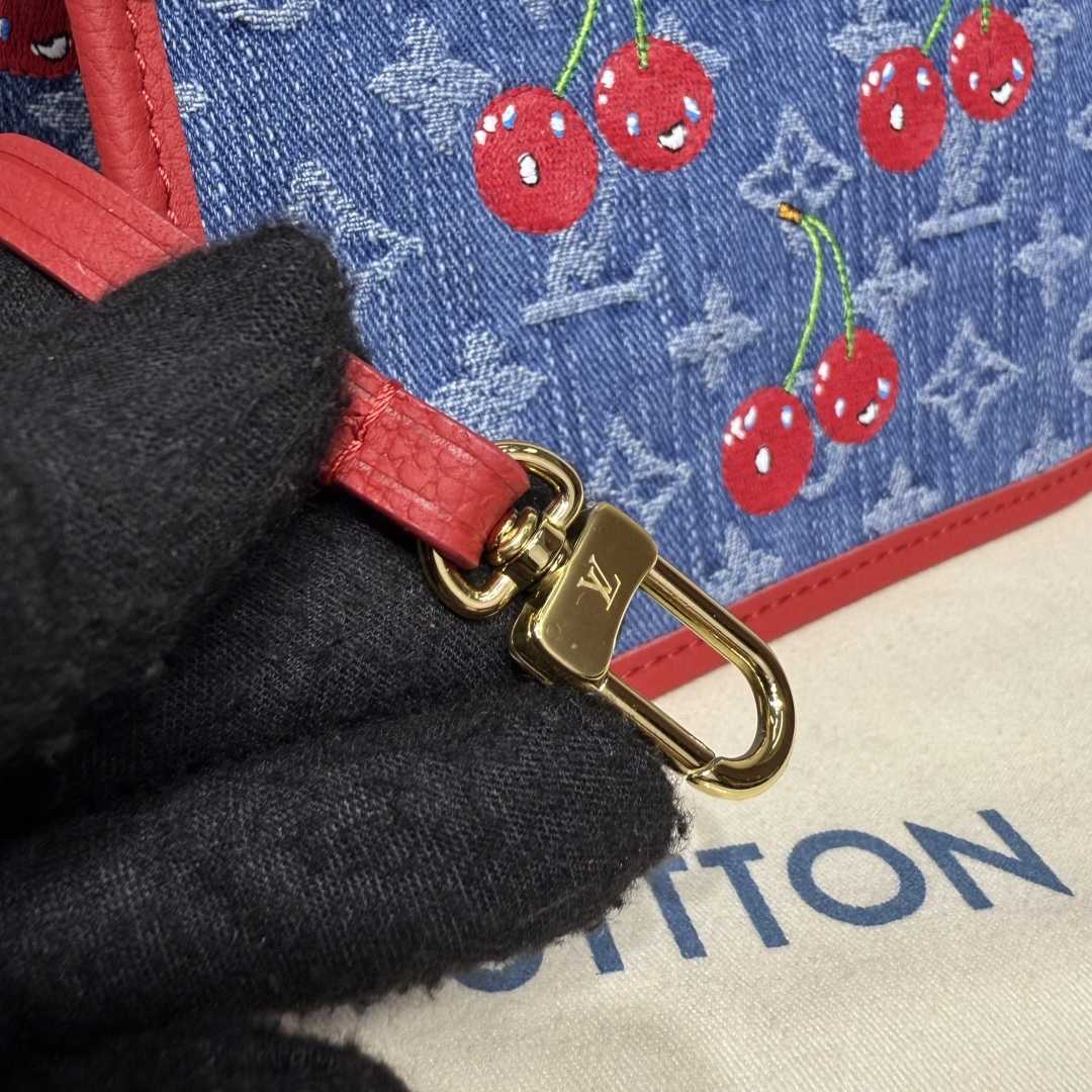 Louis Vuitton LV x TM Neverfull Inside Out BB   M14997 - EUR FASHION