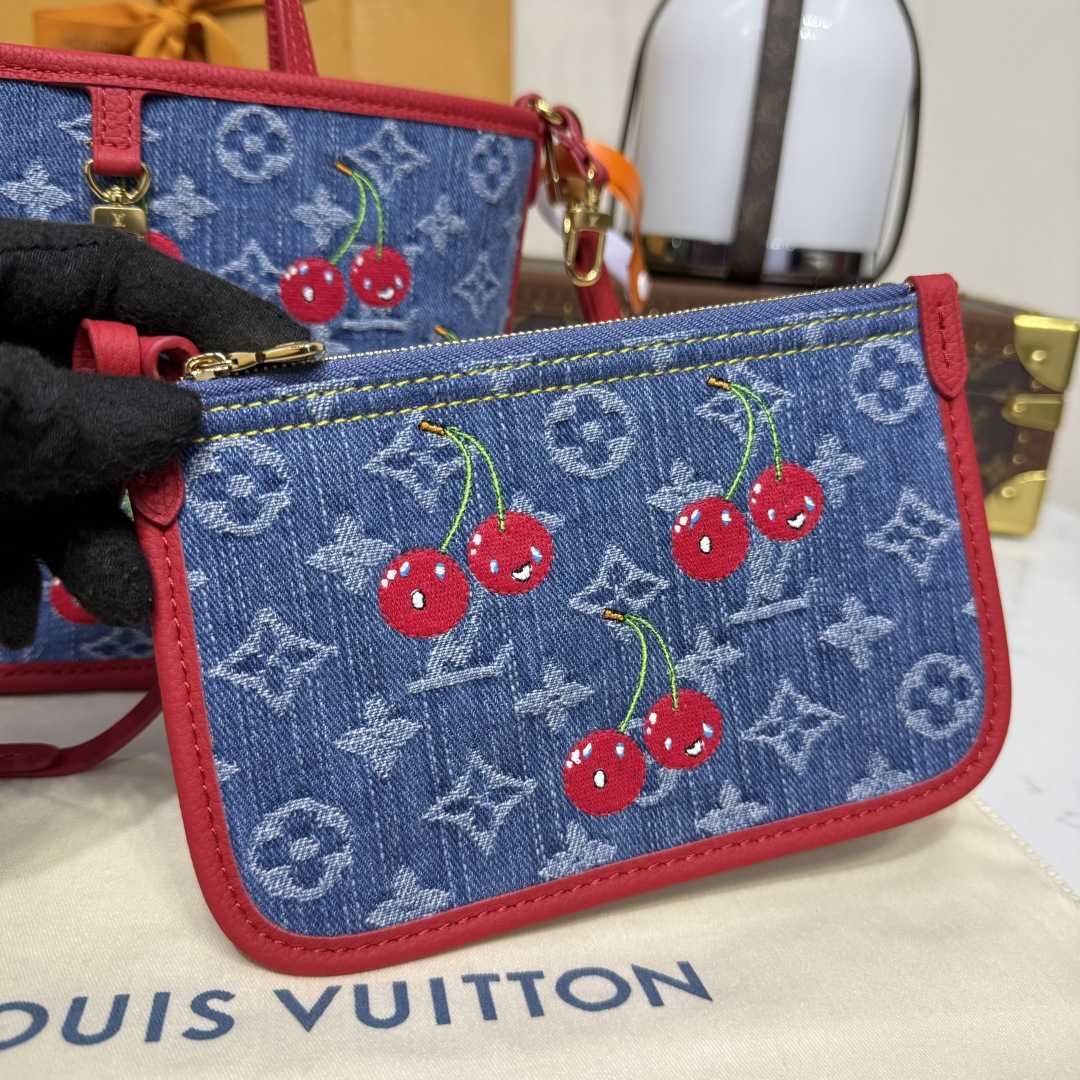 Louis Vuitton LV x TM Neverfull Inside Out BB   M14997 - EUR FASHION
