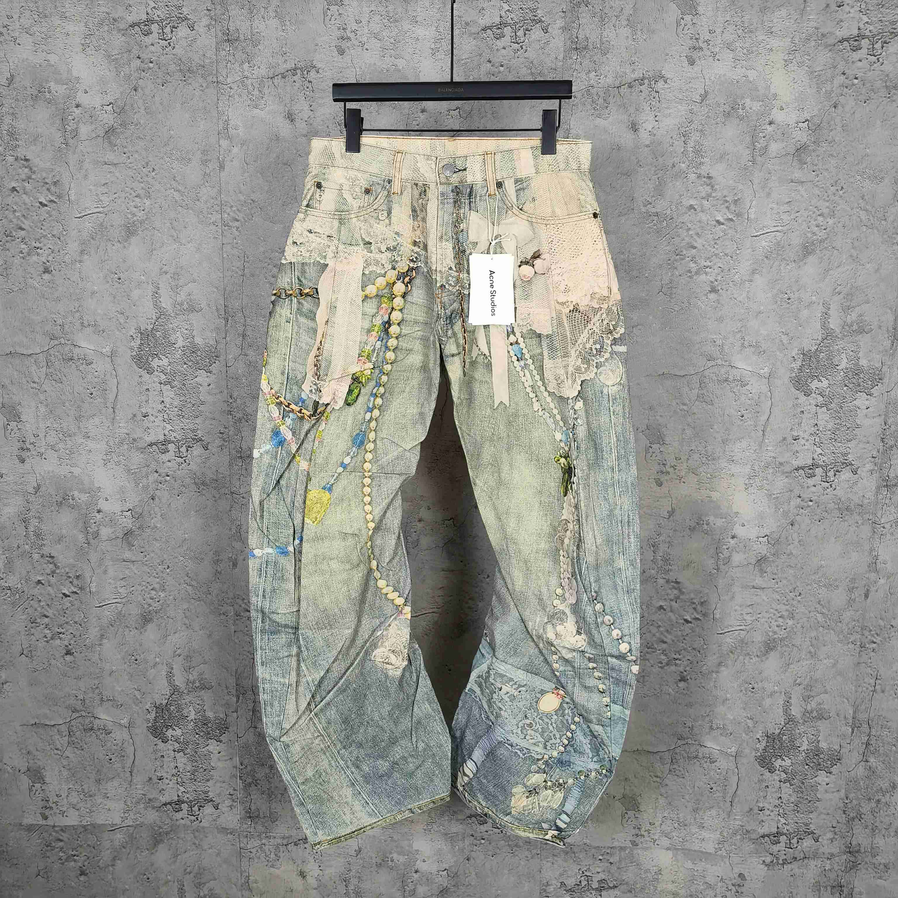  - EUR FASHION