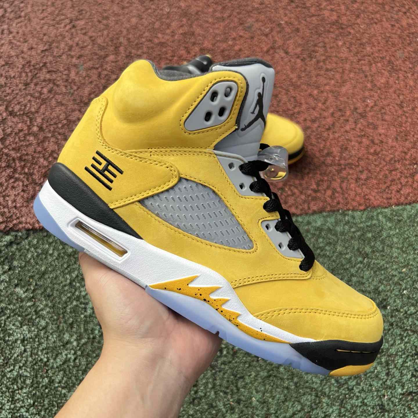 Air Jordan 5 Retro T23 'Tokyo' 2025   IO3372-700 - EUR FASHION