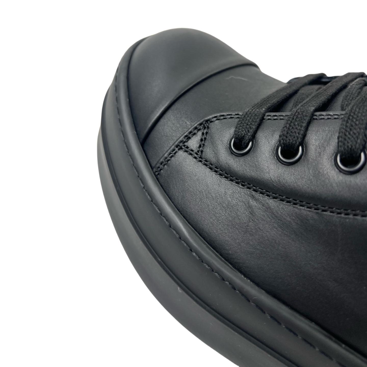 Rick Owens: Black Hollywood Low Sneakers - EUR FASHION