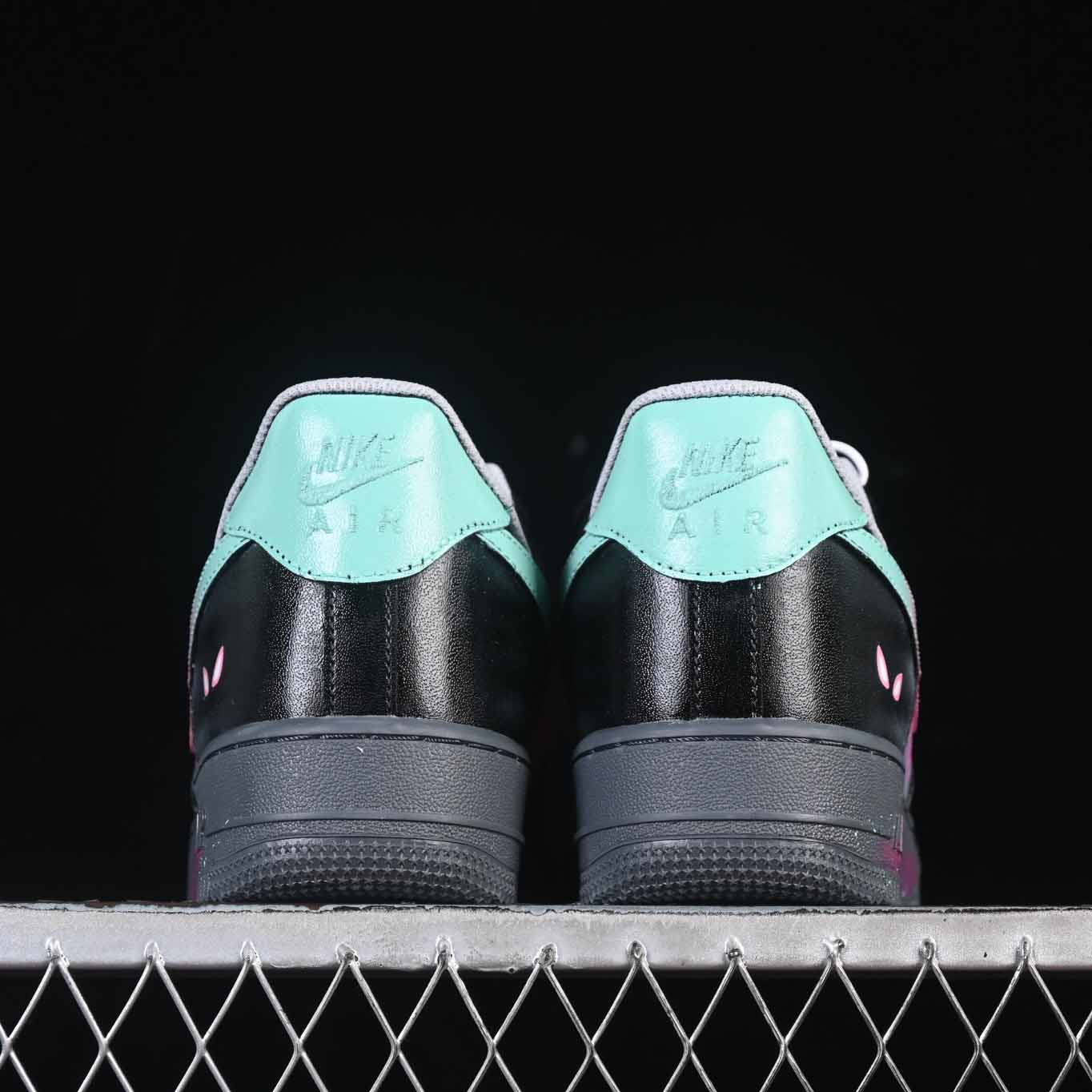 Nike Air Force 1 ’07 Low “Pink Electric Spider Shadow” YD2425-011 - EUR FASHION