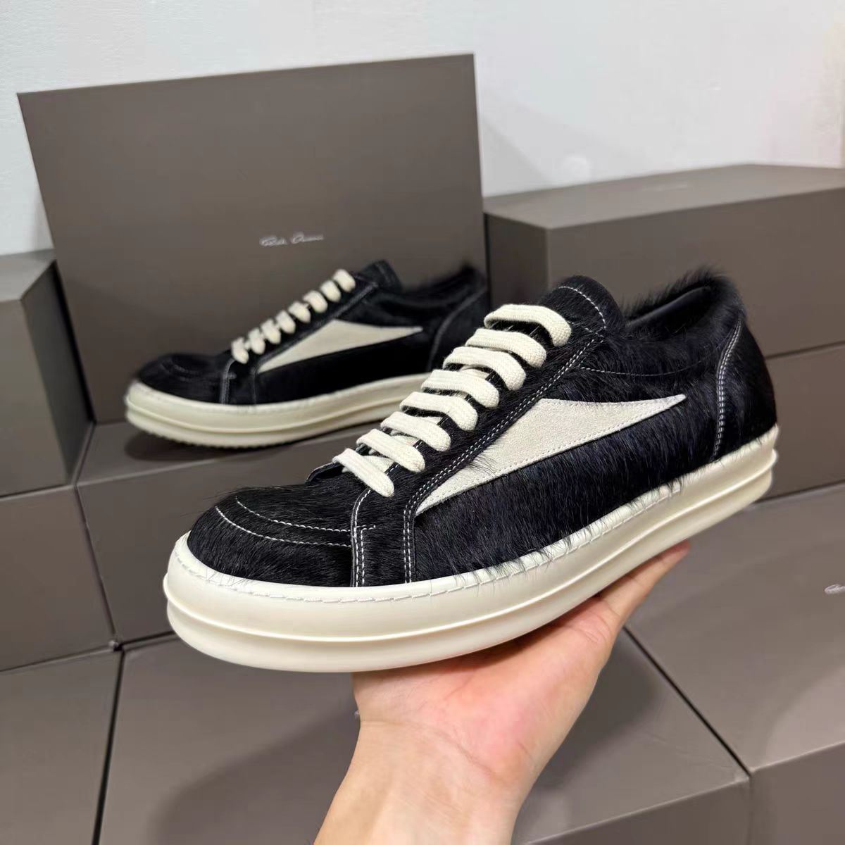 Rick Owens Black Pony Hair Low Sneakers - EUR FASHION